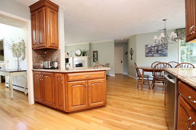33 Sanders Drive, Saugus, MA 01906