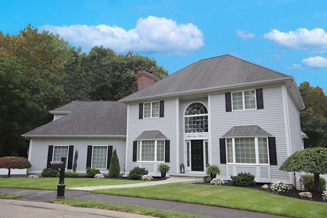 33 Sanders Drive, Saugus, MA 01906