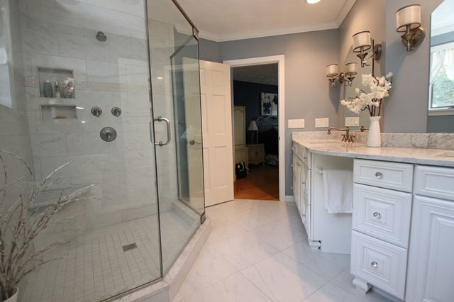 33 Sanders Drive, Saugus, MA 01906