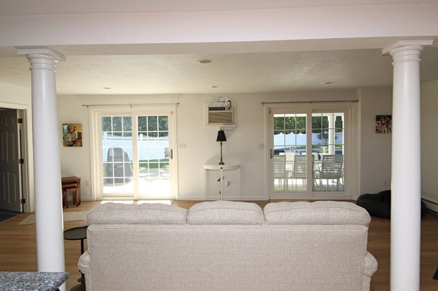 33 Sanders Drive, Saugus, MA 01906