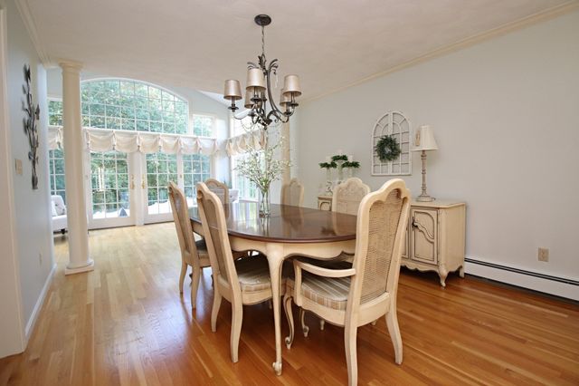 33 Sanders Drive, Saugus, MA 01906