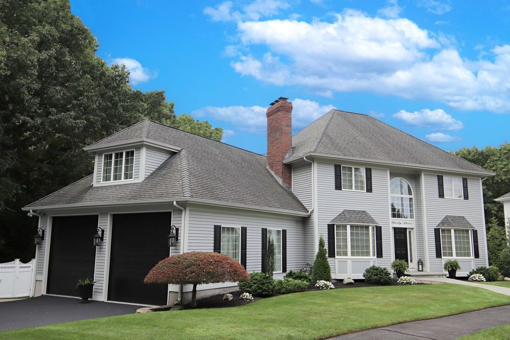 33 Sanders Drive, Saugus, MA 01906
