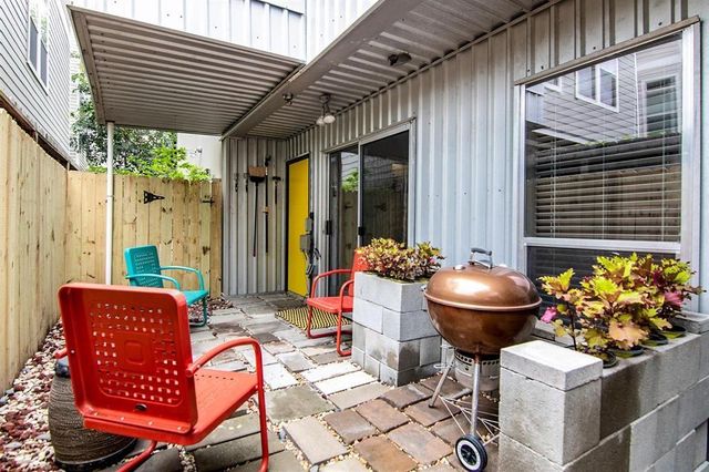 6138 Grand Boulevard, Houston, TX 77021