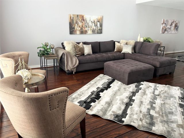 6138 Grand Boulevard, Houston, TX 77021