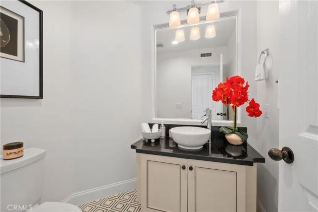 7 Lyon, Newport Coast, CA 92657