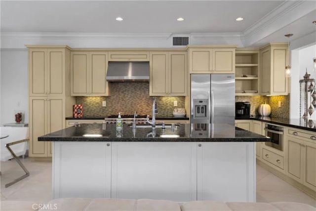 7 Lyon, Newport Coast, CA 92657