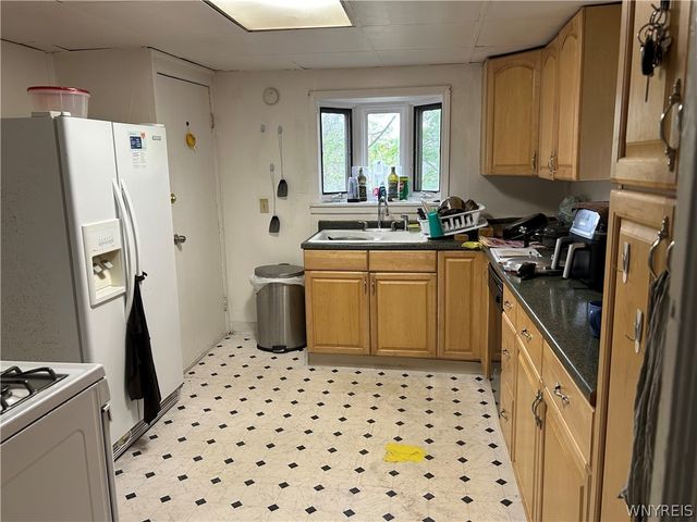185 Carl Street, Buffalo, NY 14215