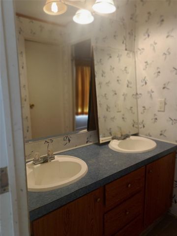 134 Dogwood Drive, Magnolia, TX 77375