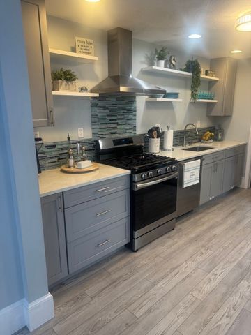 36 Clement 36, Malden, MA 02148