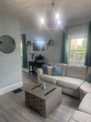 36 Clement 36, Malden, MA 02148