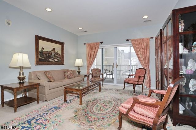 8212 Warrens Way, Wanaque Boro, NJ 07465