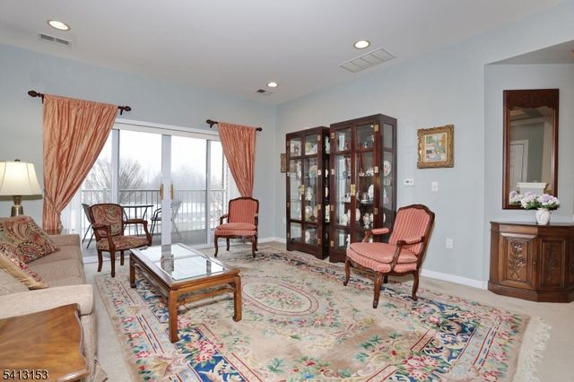 8212 Warrens Way, Wanaque Boro, NJ 07465