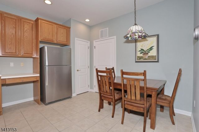 8212 Warrens Way, Wanaque Boro, NJ 07465