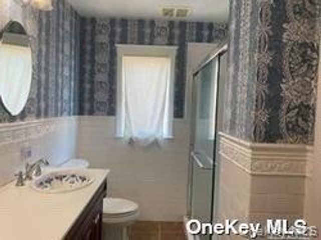 707 W Olive Street, Long Beach, NY 11561