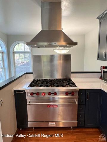 16 Hickory Hill Road, Windham, NY 12496