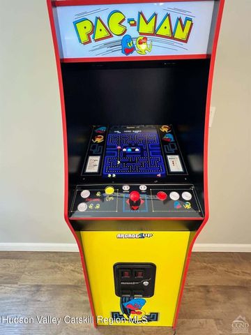 16 Hickory Hill Road, Windham, NY 12496