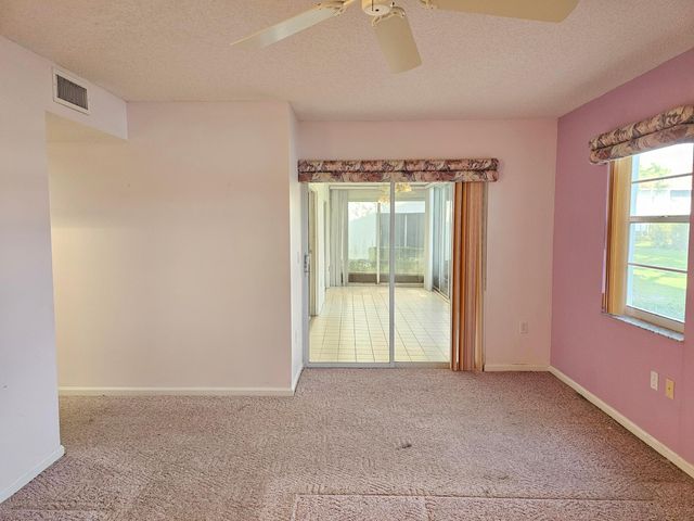 9963 Seacrest Circle 101, Boynton Beach, FL 33437