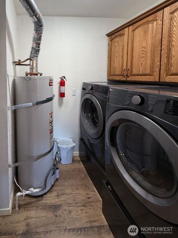 823 SW 21st Street, Chehalis, WA 98532