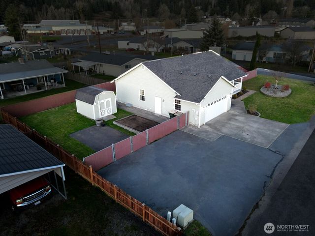 823 SW 21st Street, Chehalis, WA 98532