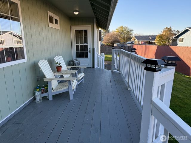 823 SW 21st Street, Chehalis, WA 98532