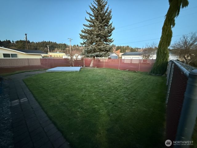 823 SW 21st Street, Chehalis, WA 98532