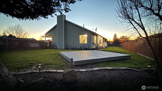823 SW 21st Street, Chehalis, WA 98532