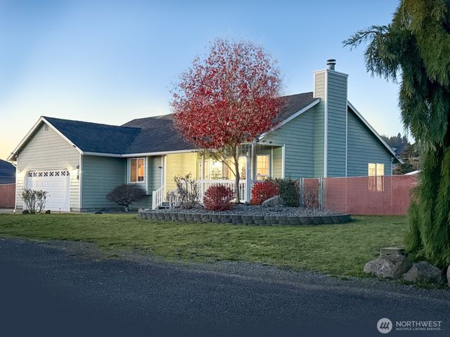 823 SW 21st Street, Chehalis, WA 98532