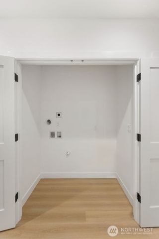 9549 Evanston Avenue N, Seattle, WA 98103