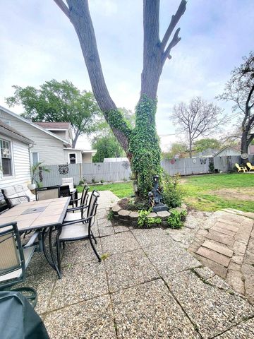 332 W 18th Street, Holland City, MI 49423