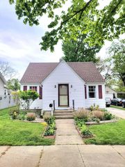 332 W 18th Street, Holland City, MI 49423