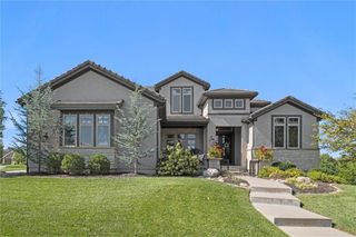 11720 W 164th Place, Overland Park, KS 66221