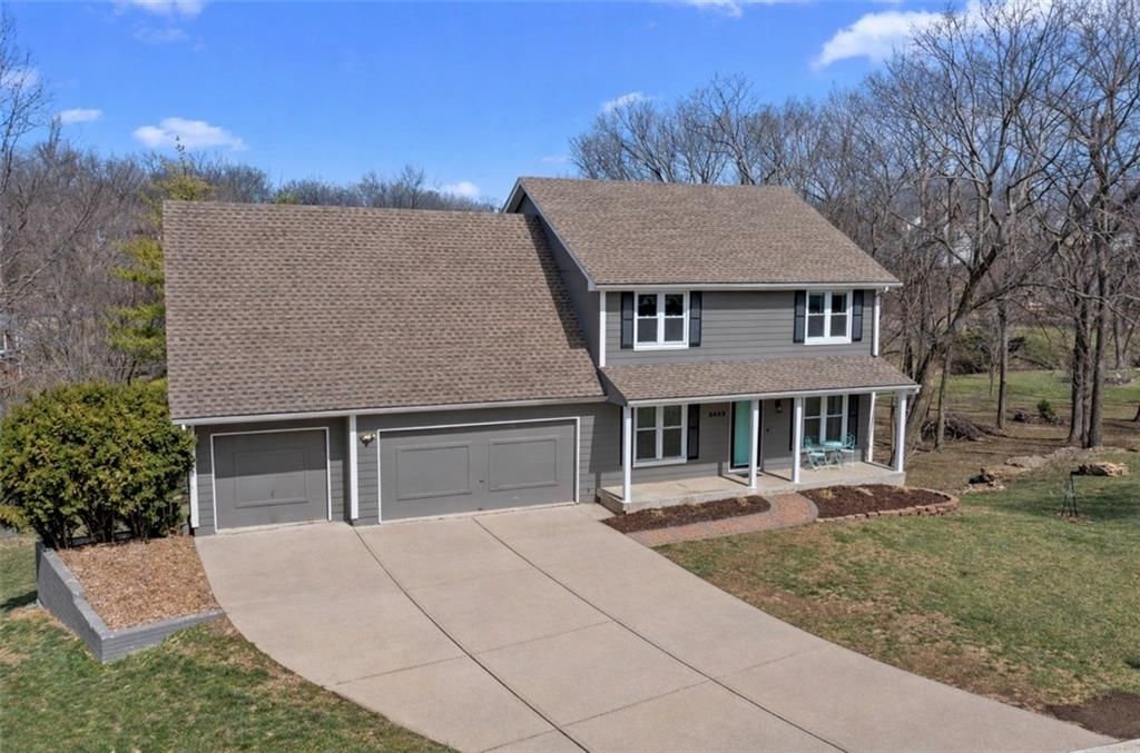 2402 SW Springcreek Court, Blue Springs, MO 64015