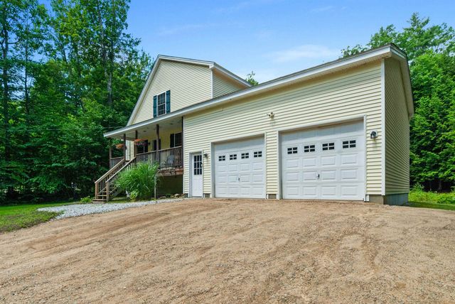 633 Beauty Hill Road, Barnstead, NH 03218