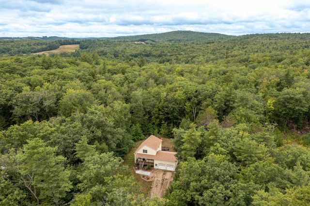633 Beauty Hill Road, Barnstead, NH 03218