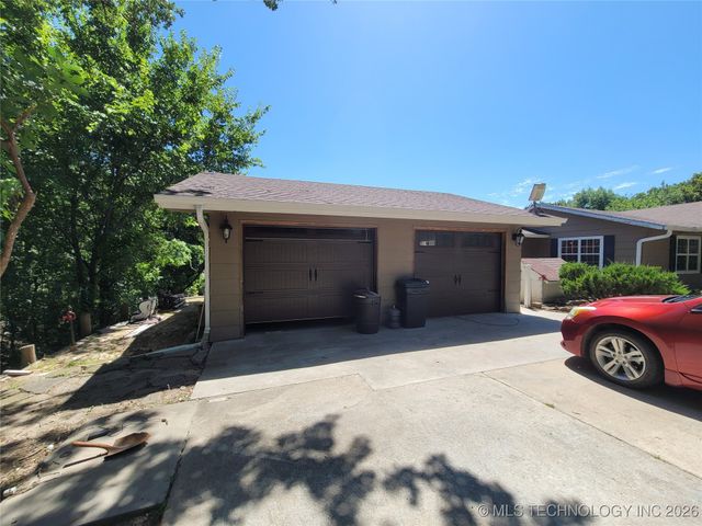 156 Bower Road, Eufaula, OK 74432