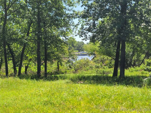 156 Bower Road, Eufaula, OK 74432