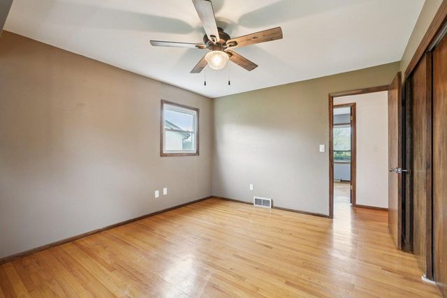 313 S University DRIVE, Waukesha, WI 53188