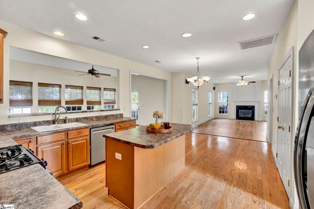 407 Gunnison Drive, Simpsonville, SC 29681