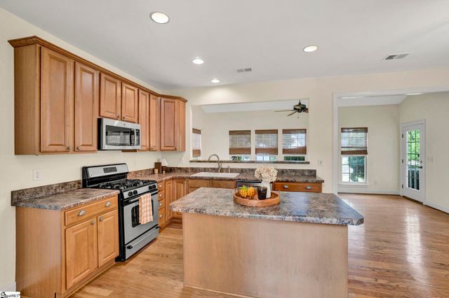 407 Gunnison Drive, Simpsonville, SC 29681
