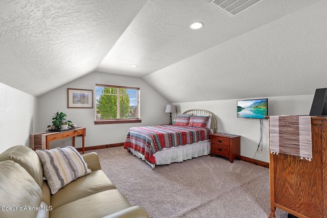 3332 W Magistrate LOOP, Hayden, ID 83835