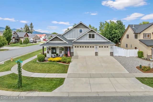 3332 W Magistrate LOOP, Hayden, ID 83835