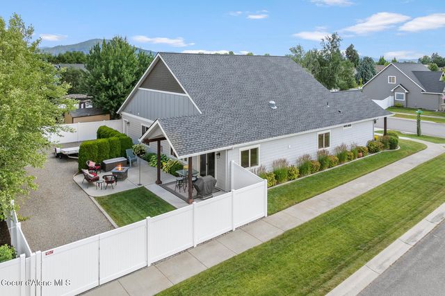 3332 W Magistrate LOOP, Hayden, ID 83835
