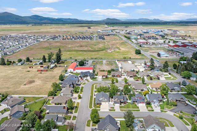 3332 W Magistrate LOOP, Hayden, ID 83835