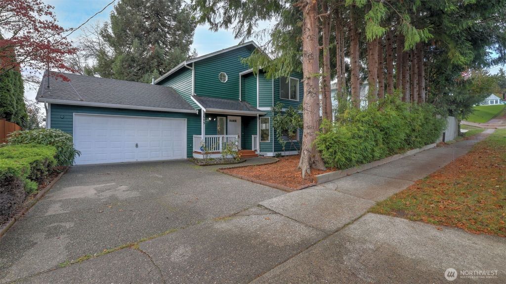 2609 SW Holden Street, Seattle, WA 98126