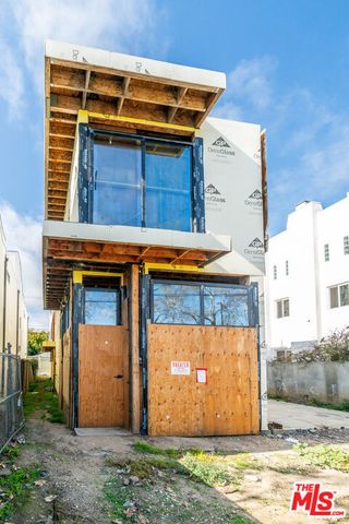 705 Broadway Street, Venice, CA 90291