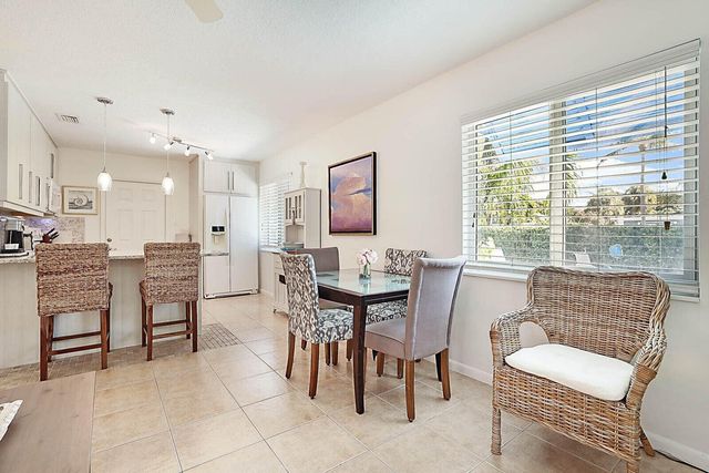 338 NE 7th Avenue A, Delray Beach, FL 33483