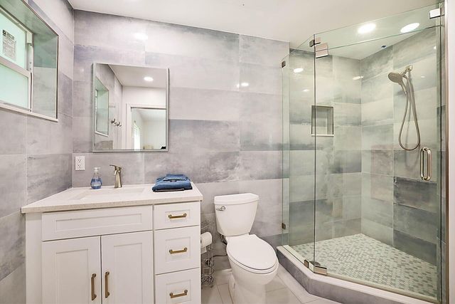 338 NE 7th Avenue A, Delray Beach, FL 33483