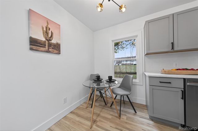 384 E Chesterfield Street, Ferndale, MI 48220