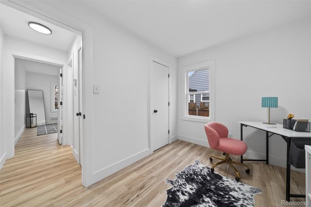 384 E Chesterfield Street, Ferndale, MI 48220