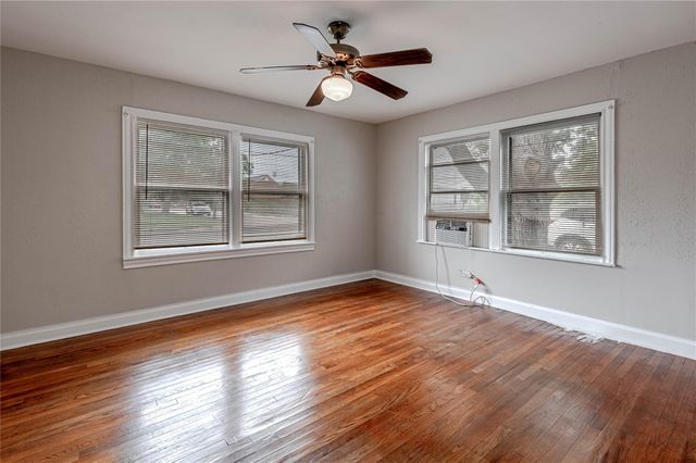 1312 16th Street, Huntsville, TX 77340